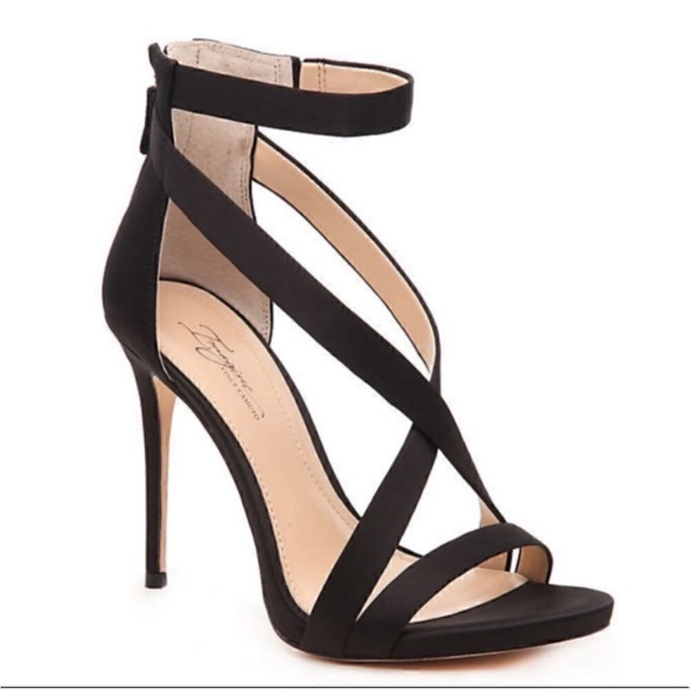 Black satin Imagine Vince Camuto Devin Platform Sandal size 6